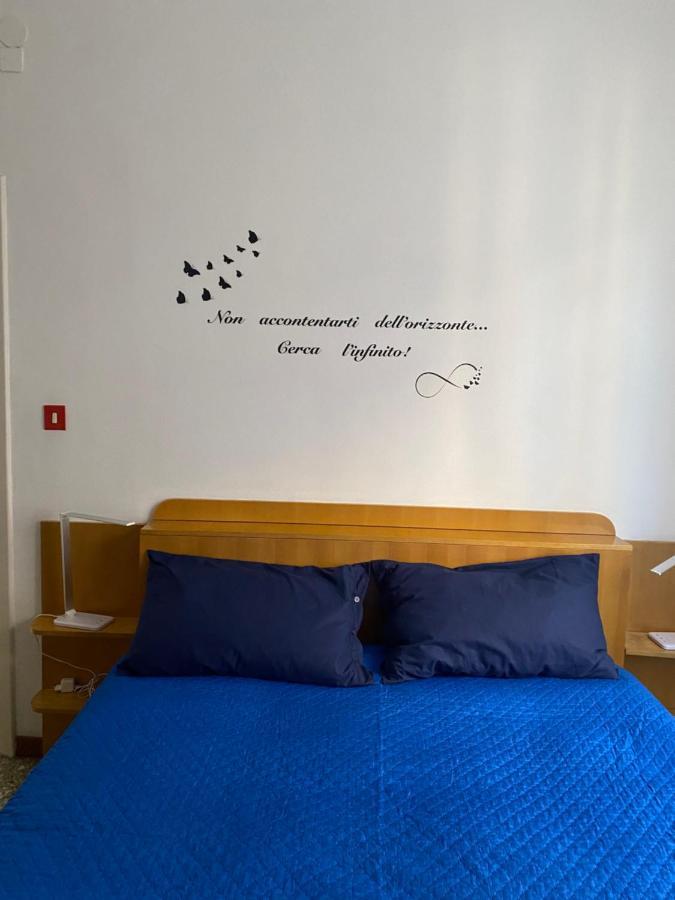 Tra Mare E Arte Leilighet Lido di Ostia Eksteriør bilde